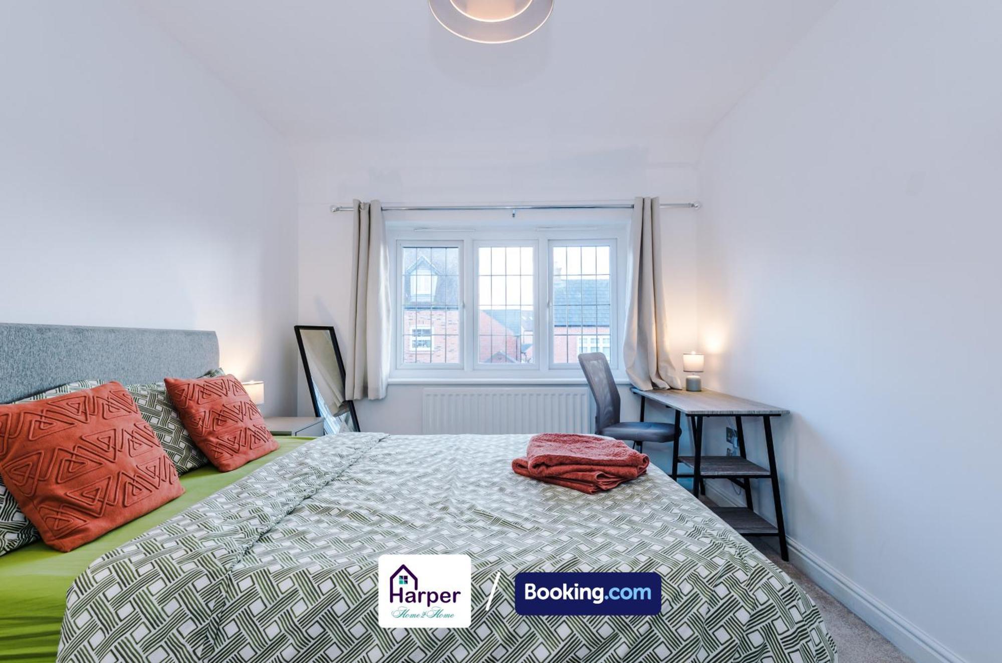4 Bedroom By Harperletting Short Lets & Serviced Accommodation Chester With Detached Games Room Drive Long Or Short Stays Christleton Bagian luar foto