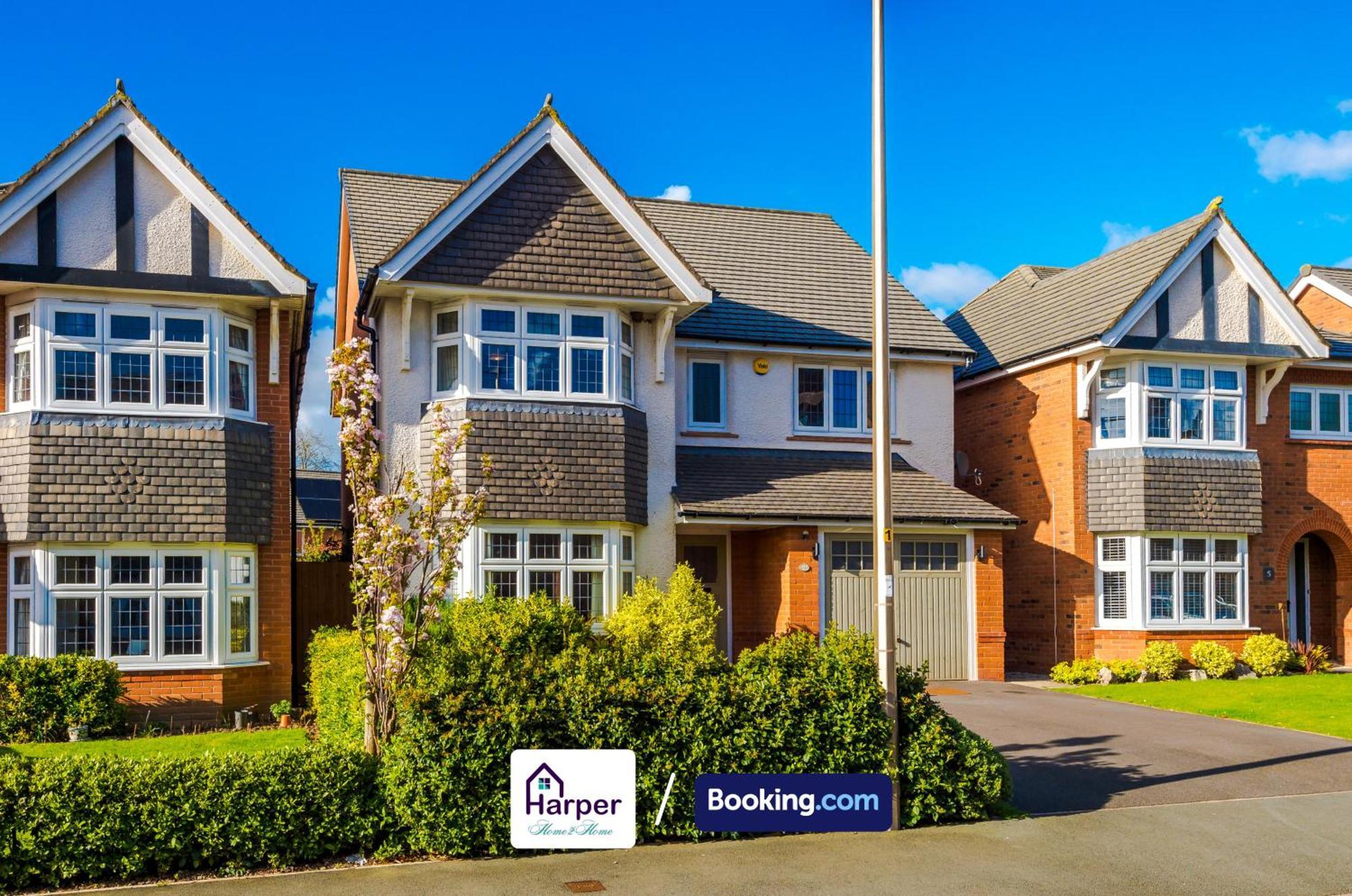 4 Bedroom By Harperletting Short Lets & Serviced Accommodation Chester With Detached Games Room Drive Long Or Short Stays Christleton Bagian luar foto